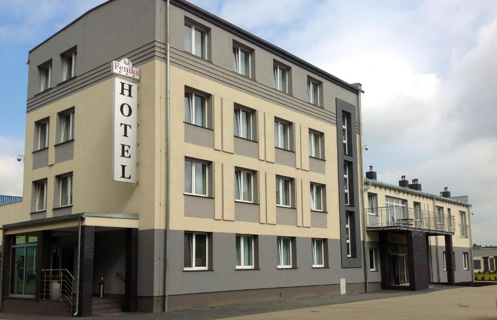Hotel Feniks Gniezno Extérieur photo